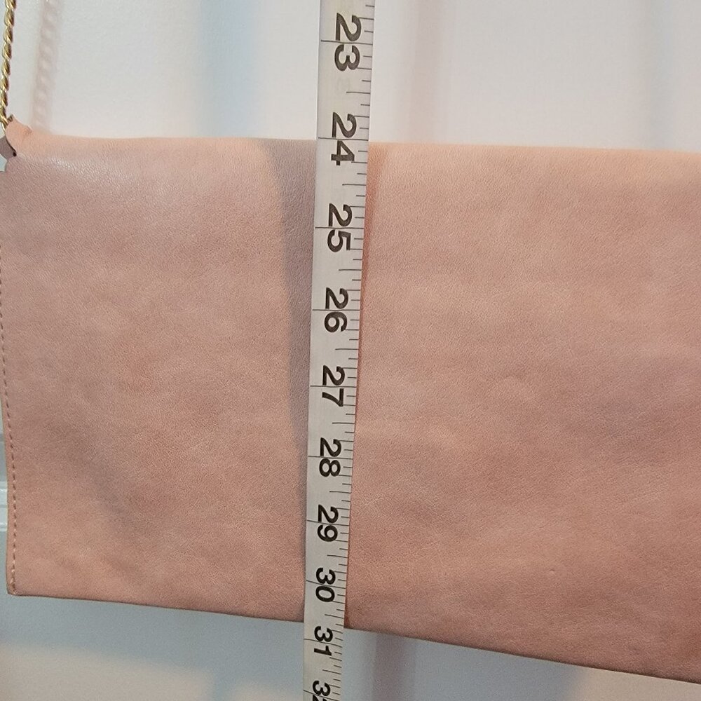 Moda Luxe Lola Pale Pink Turnlock Faux Leather Envelope Clutch/Crossbody Purse - Picture 14 of 16